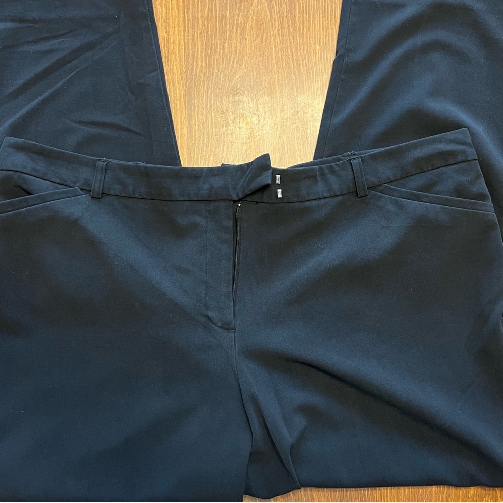 Roz & Ali Black Dress Pants - Size 18